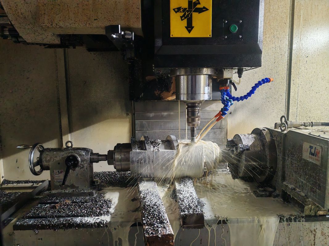 Suku cadang tombak ekstruder PP PE POM PVC PET untuk mesin plastik berputar bersama