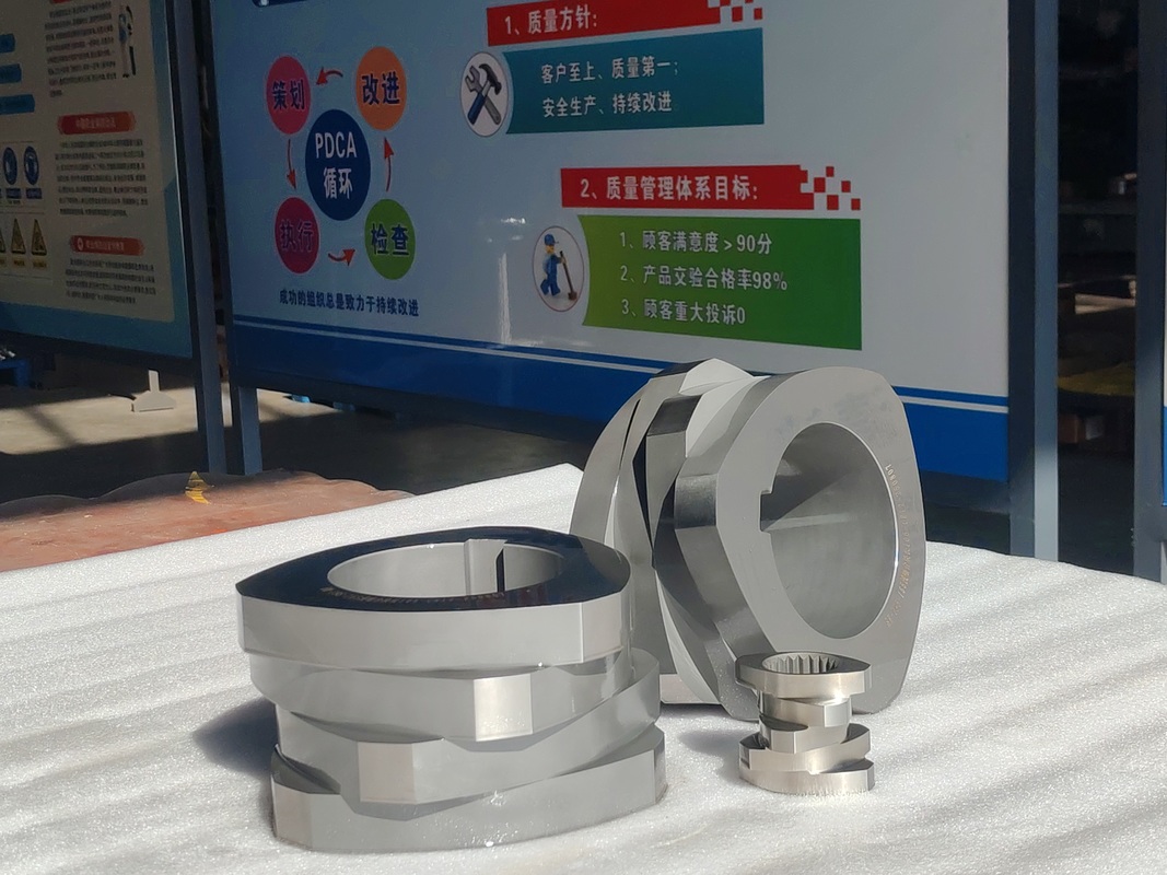 Elemen Sekrup Ekstruder Twin Screw SZK 250 dengan Sertifikasi ISO 9001 dan Opsi yang Disesuaikan