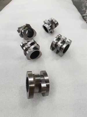 Korosi tahan Twin Screw Extruder Mesin Kneading Blok Untuk High Campuran