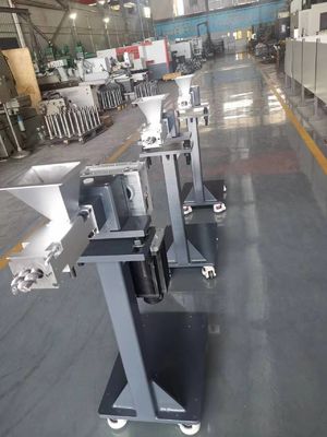 Co-rotating Twin Screw Extruder Machine Parts Shaft Screw Segment Barrel dan Side Feeder